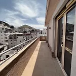 Grosszuegige Wohnung In Zentraler Lage Mit Balkon